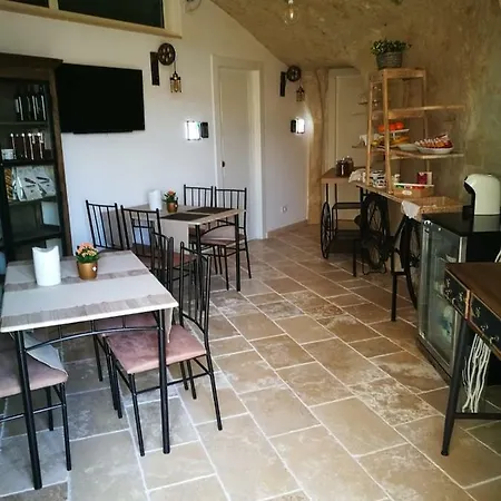 5 Elementi Sassi Pensión 4*