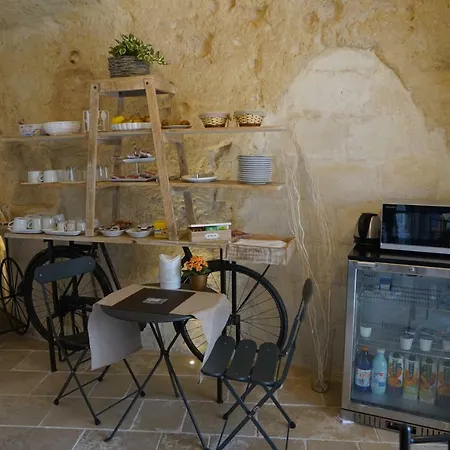 Pensión 5 Elementi Sassi