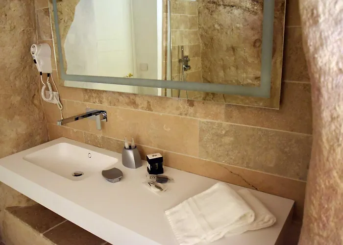 5 Elementi Sassi Matera