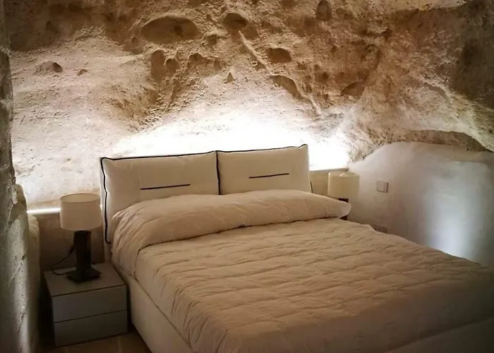 Pensión 5 Elementi Sassi