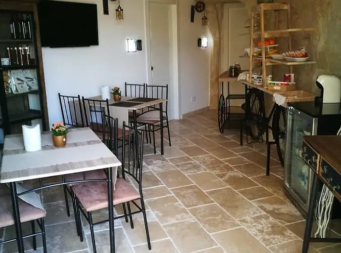 5 Elementi Sassi 招待所 4*