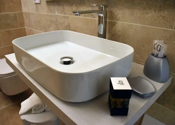 5 Elementi Sassi Pensión