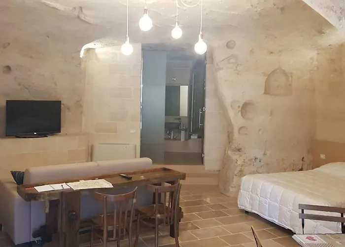 5 Elementi Sassi Pensión 4*