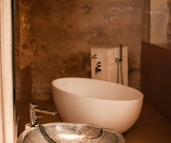 5 Elementi Sassi 招待所 4*